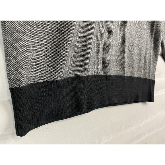 J.McLaughlin Mens Medium Sweater 100% Merino Wool Gray Black Trim Classic V Neck - Picture 4 of 8